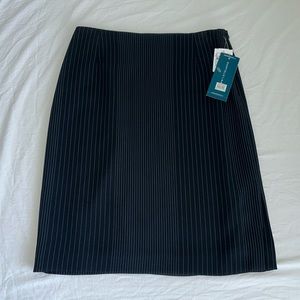 NWT Garfield & Marks Navy Pinstripe Knee Length Pencil Skirt